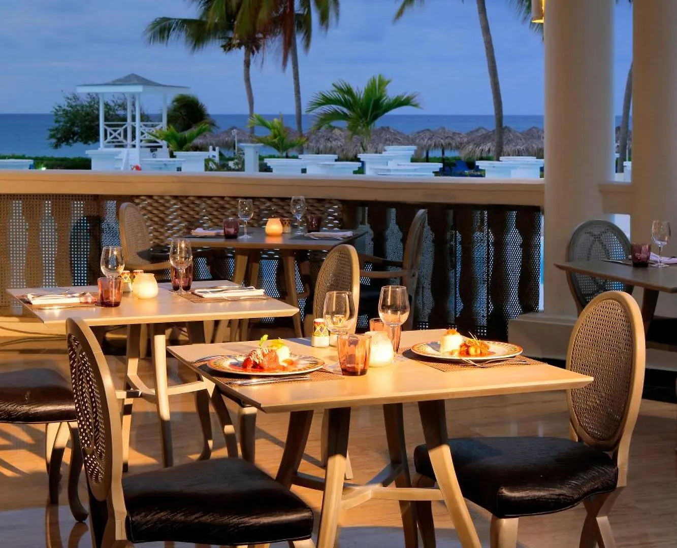 *****  The Signature Level At Grand Palladium Lady Hamilton Resort & Spa ルーシー ジャマイカ